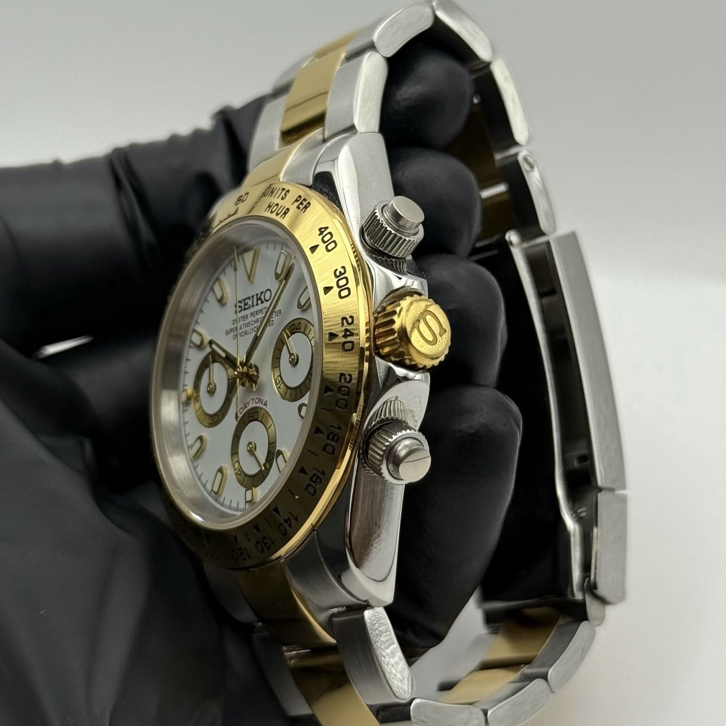 Daytona Two-Tone Mod - White